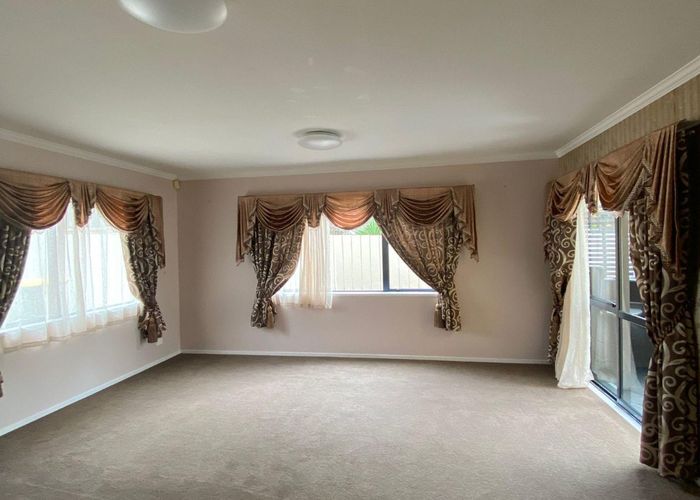  at 32 Rathmar Drive, Manurewa, Manukau City, Auckland