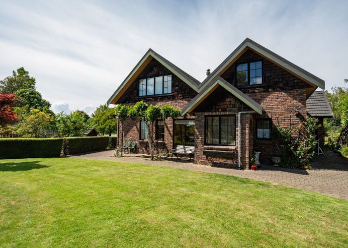  at 165 Lansdowne Road, Richmond, Richmond