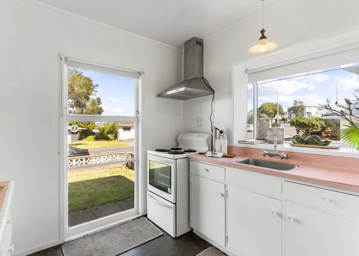  at 2/139 Clovelly Road, Bucklands Beach, Manukau City, Auckland