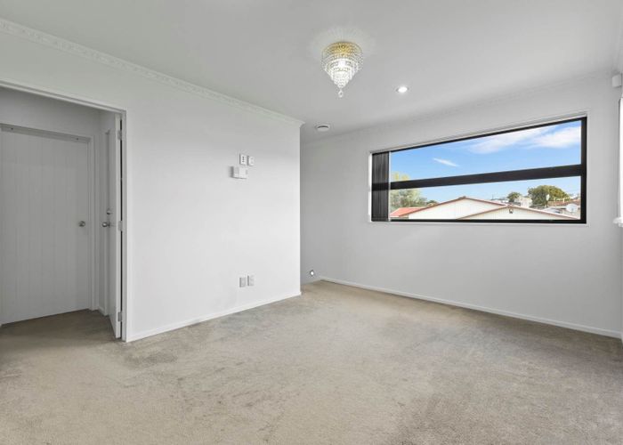  at 90 Hillside Road, Papatoetoe, Auckland