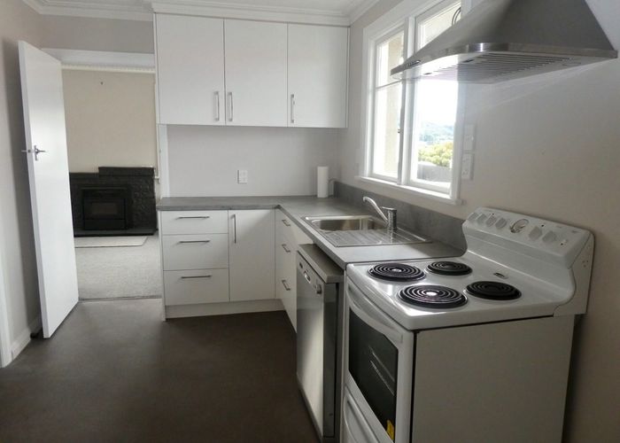  at 9 Barton Street, Brockville, Dunedin