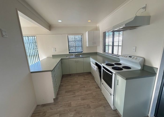  at 884B Papamoa Beach Road, Papamoa Beach, Tauranga, Bay Of Plenty