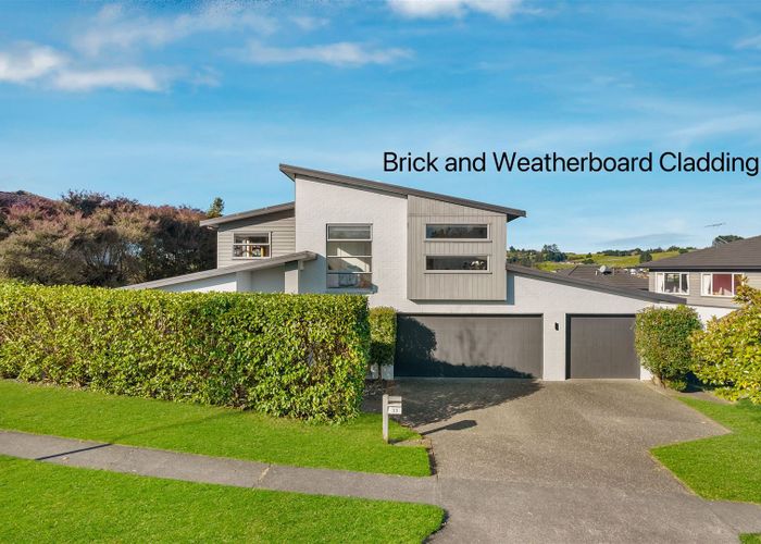  at 33 Chateau Rise, Flat Bush, Auckland