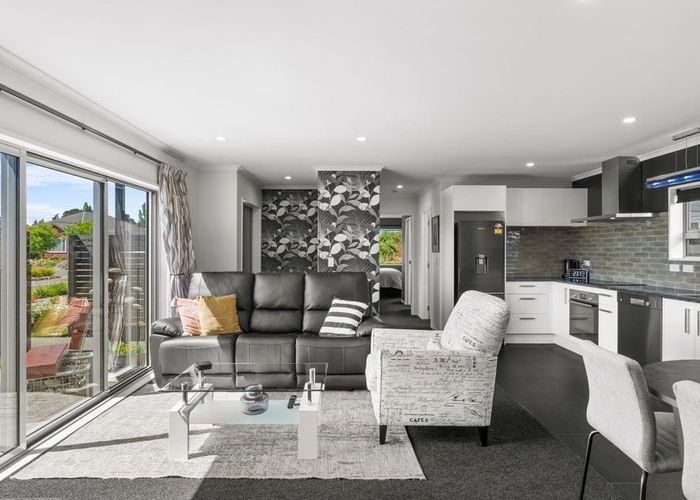  at 9 Te Whenu Crescent, Marshland, Christchurch