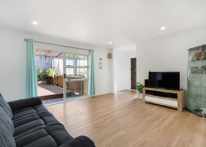  at 116 Oakdale Road, Mount Roskill, Auckland