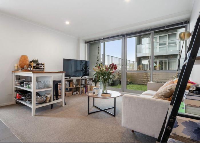  at 21 Virginia Avenue East, Eden Terrace, Auckland City, Auckland