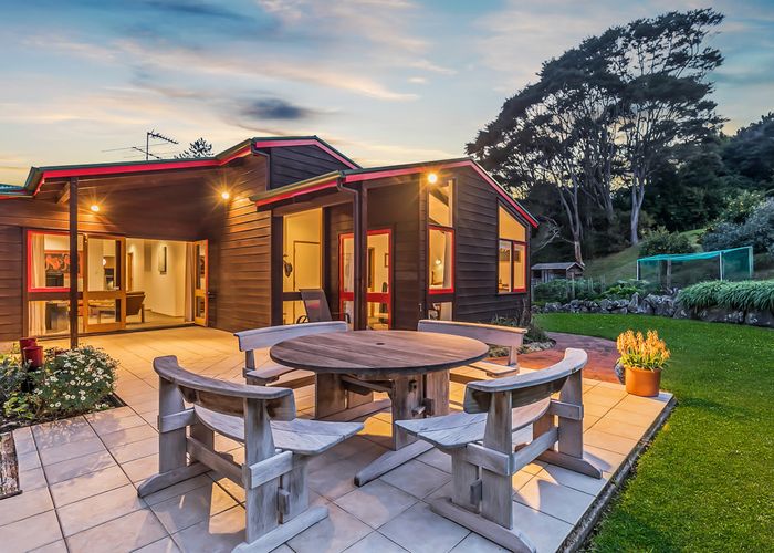  at 7/5 Seibel Road, Henderson Valley, Auckland