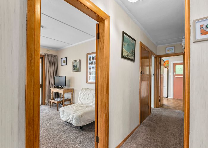  at 213 Signal Hill Road, Opoho, Dunedin