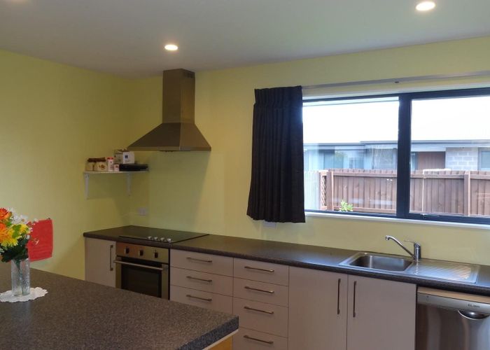  at 2/65 Gardiners Road, Bishopdale, Christchurch City, Canterbury