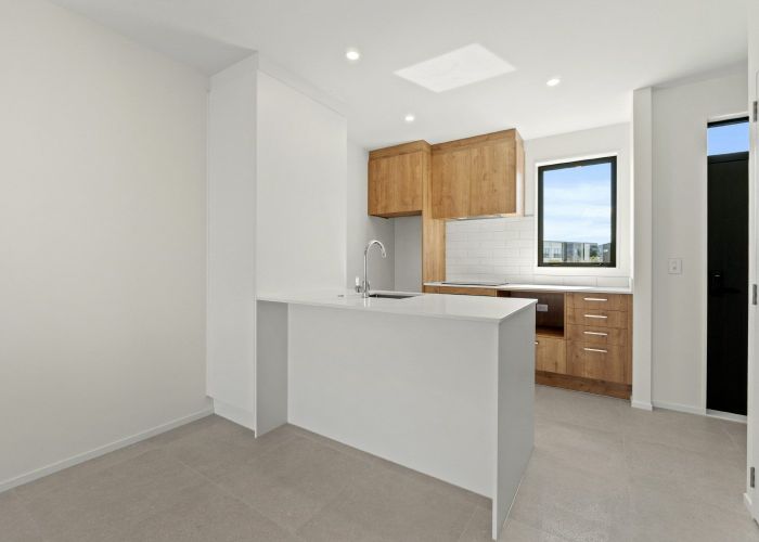  at 112 Pepene Avenue, Takanini, Papakura, Auckland