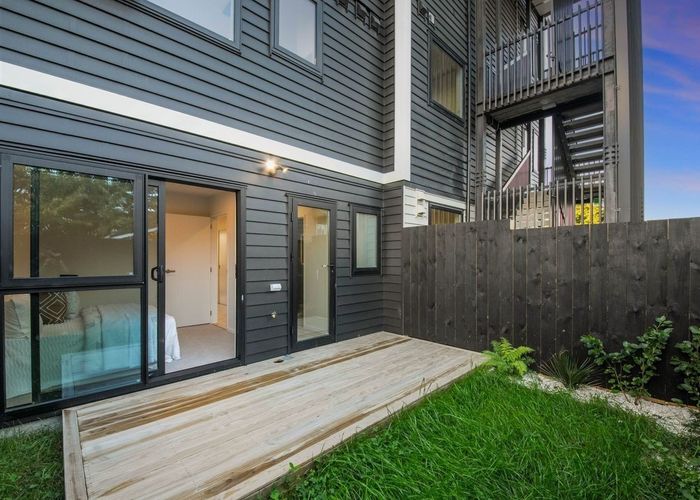  at 5/130 Rosebank Road, Avondale, Auckland City, Auckland