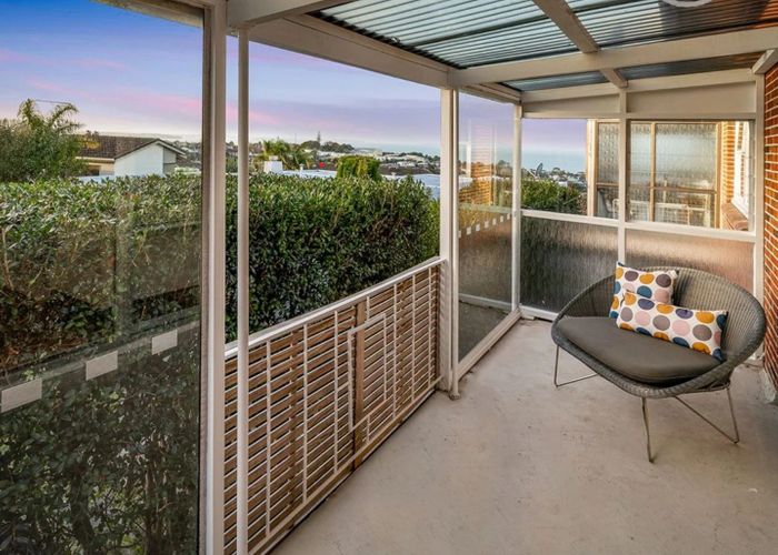  at 3/5 Braemar Road, Castor Bay, North Shore City, Auckland