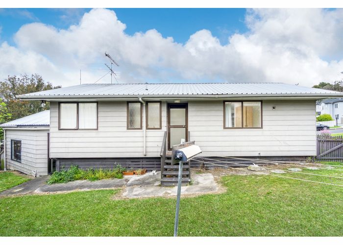  at 1/1 Meadowvale Avenue, Forrest Hill, Auckland