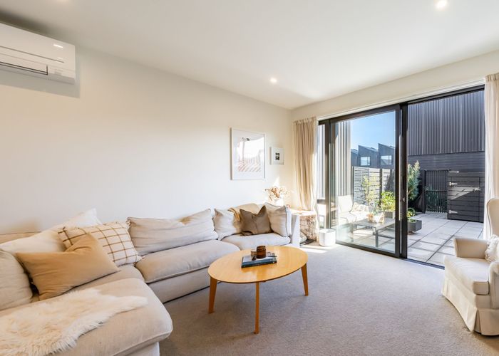 at 19b Cuba Street, Petone, Lower Hutt, Wellington