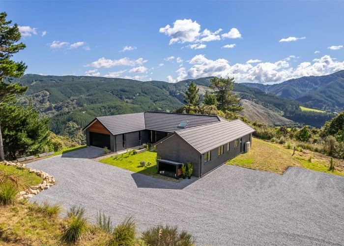  at 51 Crest Road, Akatarawa, Upper Hutt