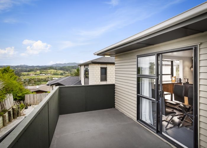  at 276 Sturges Road, Henderson, Auckland