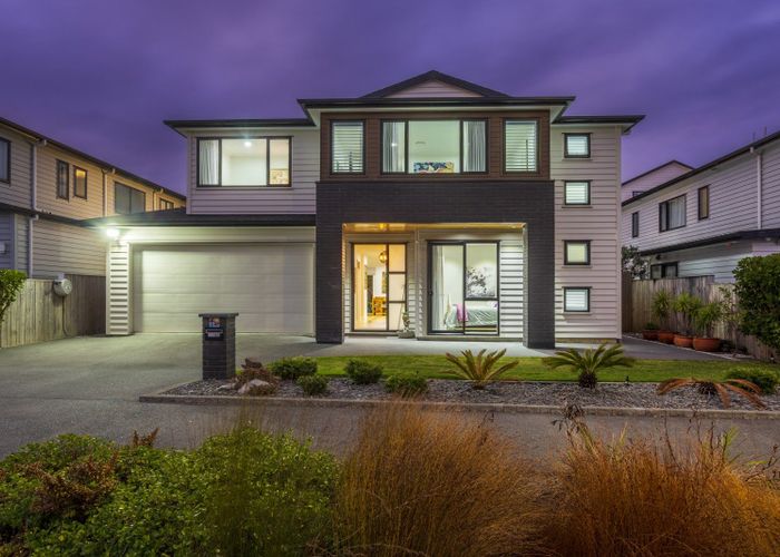  at 10 Tawatawa Street, Long Bay, North Shore City, Auckland