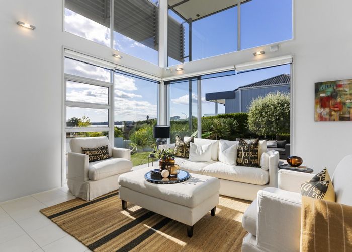  at 11 Icarus Place, Half Moon Bay, Auckland
