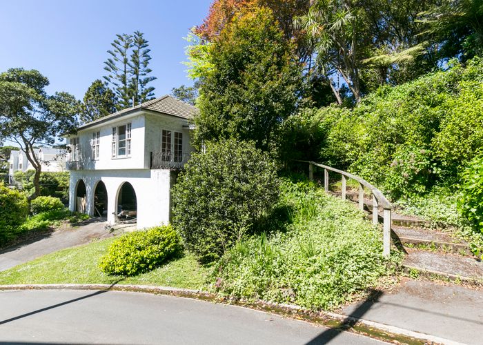  at 68 Simla Crescent, Khandallah, Wellington