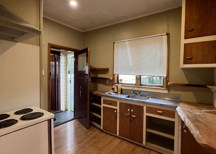  at 23A Bruce Avenue, Glenview, Hamilton