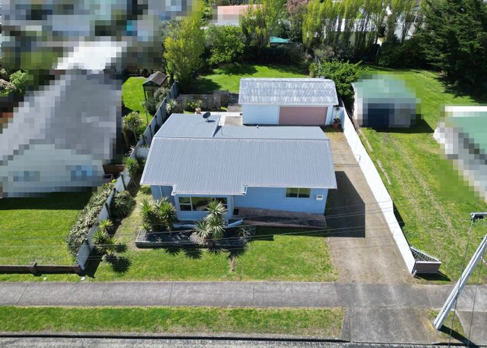  at 7 Hennessy Street East, Foxton Beach, Horowhenua, Manawatu / Whanganui