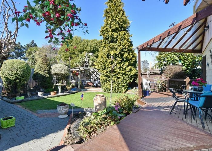  at 11 Stalkers Road, Woodend Beach, Woodend