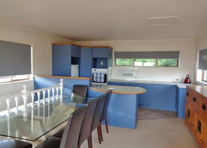  at 3B Prince Regent Drive, Half Moon Bay, Auckland
