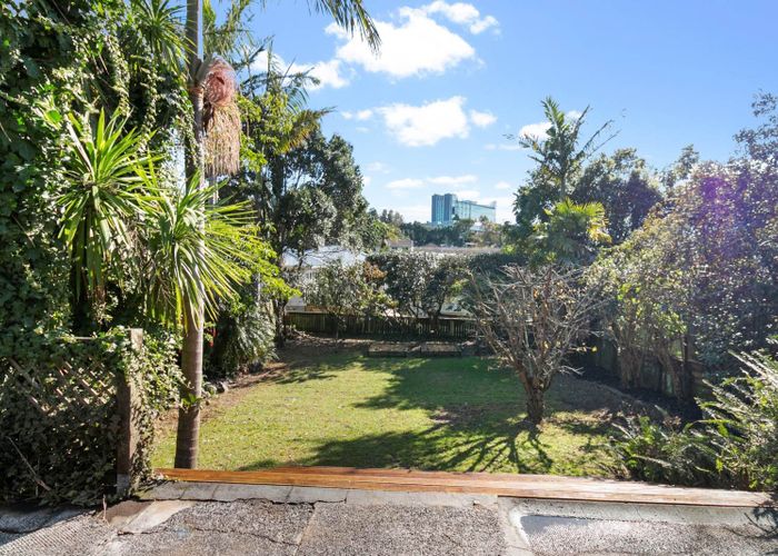  at 27 Euston Road, Sandringham, Auckland City, Auckland