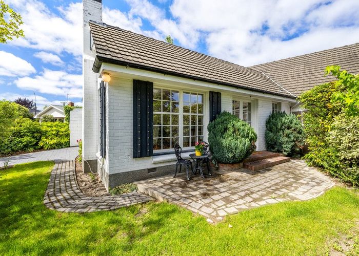  at 2/3 Tuirau Place, Ilam, Christchurch City, Canterbury