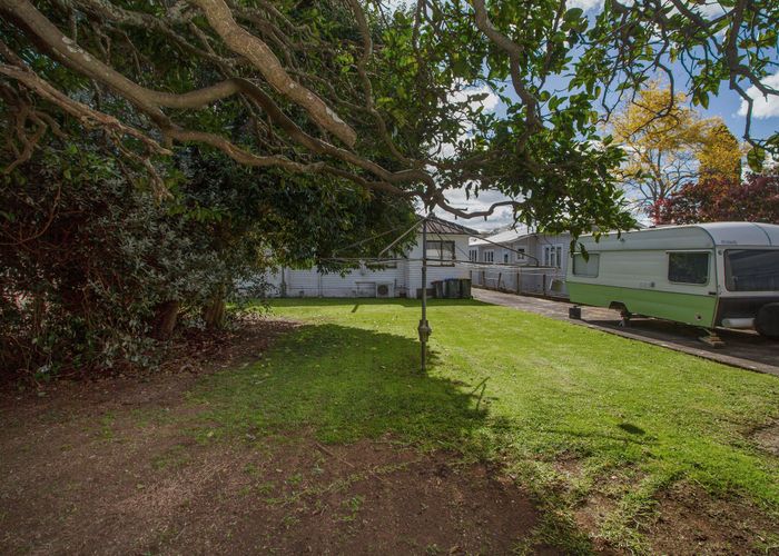  at 87 Oranga Avenue, Onehunga, Auckland
