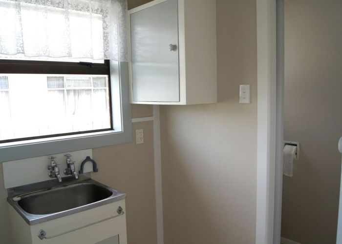  at 10 Oakhurst Place, Russley, Christchurch City, Canterbury