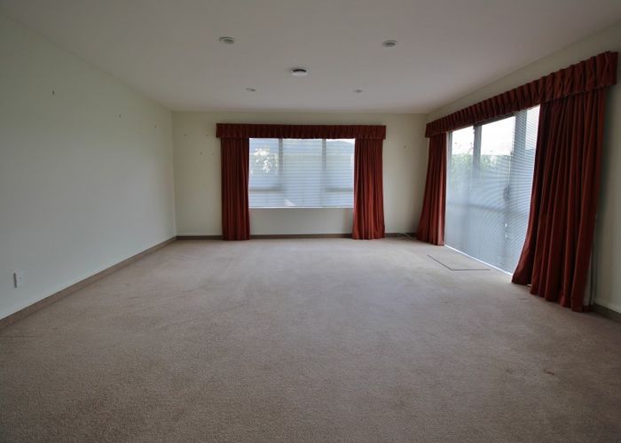 at 2/30 King Street, Ebdentown, Upper Hutt