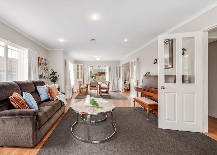  at 12 Inagh Close, Dannemora, Manukau City, Auckland