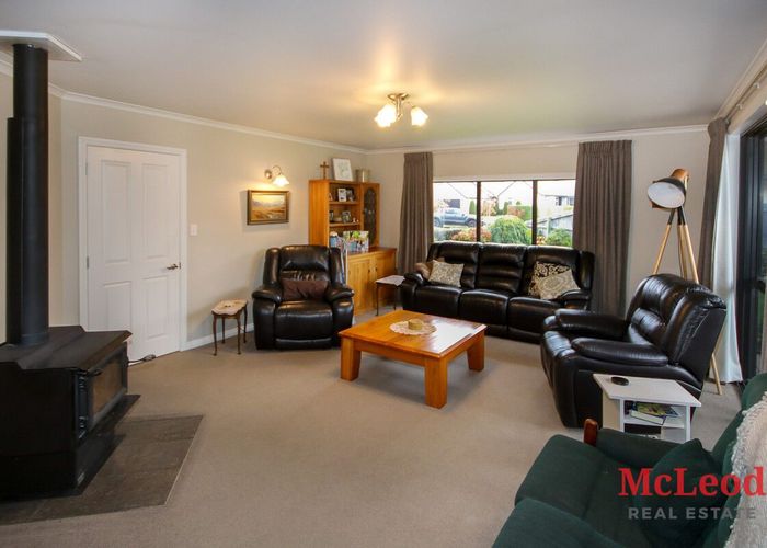  at 8 Filey Place, Allenton, Ashburton