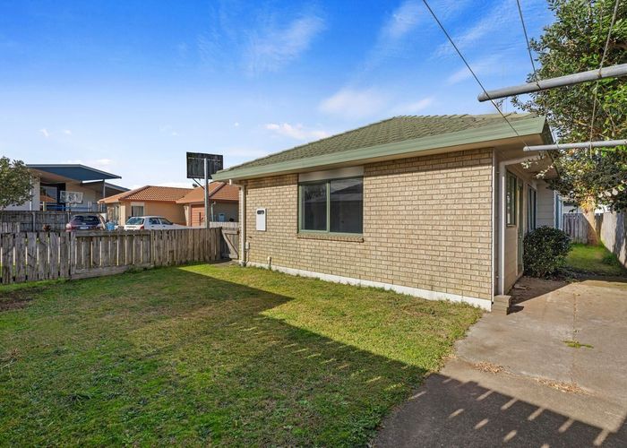  at 22 Longstead Avenue, Papamoa Beach, Papamoa
