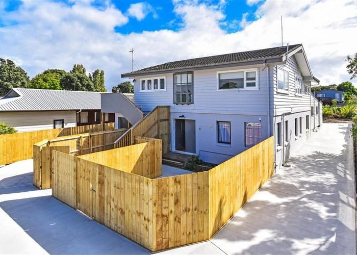  at 27B McInnes Road, Weymouth, Manukau City, Auckland