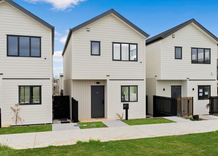  at 20 Toetoe Street, Westgate, Waitakere City, Auckland