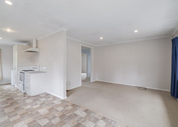  at 38 Hollyford Avenue, Bryndwr, Christchurch City, Canterbury