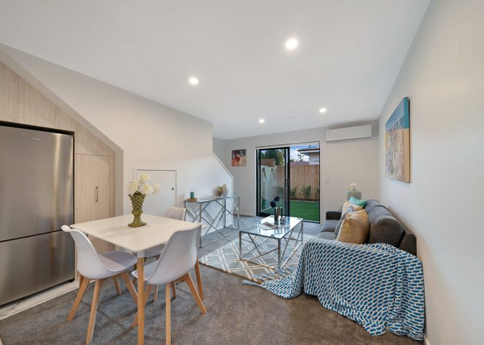  at 5/10 Yeovil Road, Te Atatu Peninsula, Waitakere City, Auckland