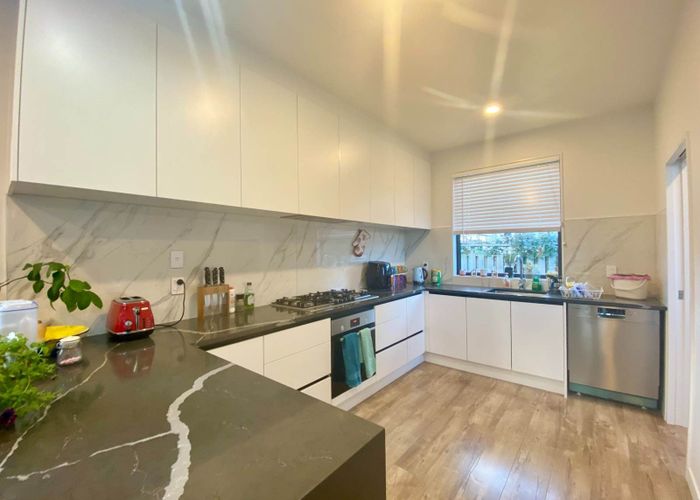  at 35A Essex Street, Te Atatu South, Waitakere City, Auckland