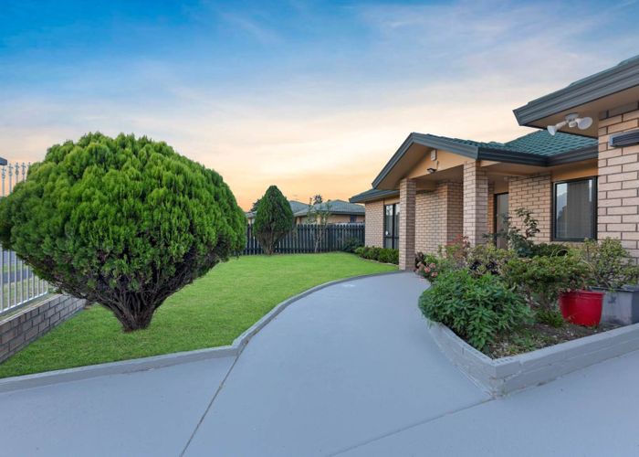  at 54 Bellville Drive, Clendon Park, Auckland