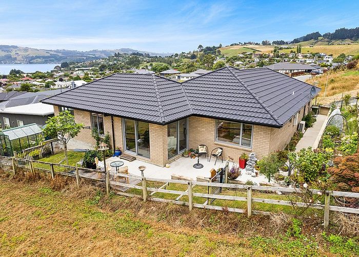  at 20 Glendermid Close, Sawyers Bay, Dunedin