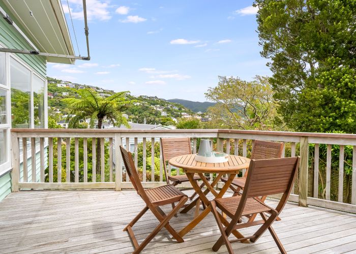  at 14A Donald Crescent, Karori, Wellington