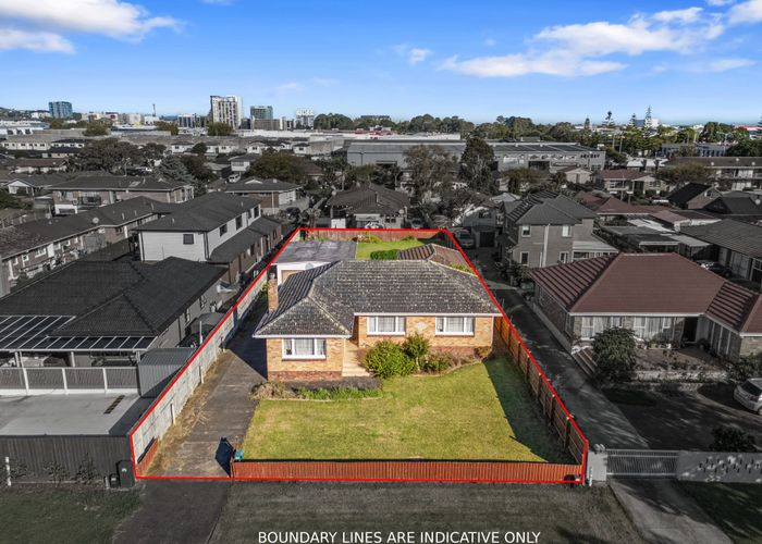  at 64 Puhinui Road, Manukau, Manukau City, Auckland