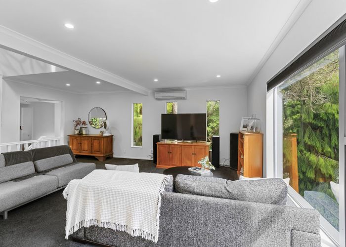  at 5 Kenilworth Grove, Silverstream, Upper Hutt