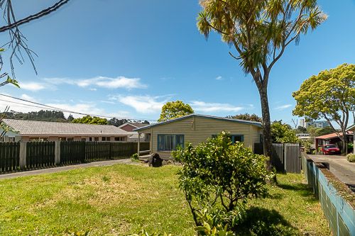  at 26 Woodglen Road, Glen Eden, Auckland