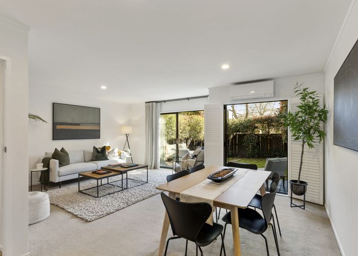  at 5 Wimbledon Way, Remuera, Auckland