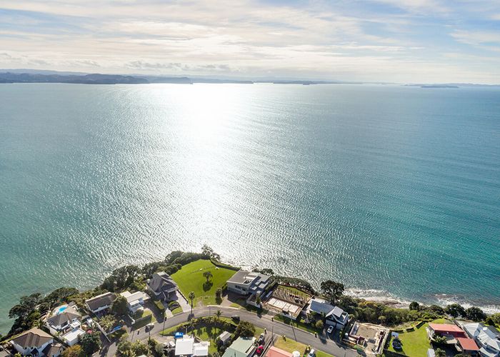  at 82 Ardern Avenue, Stanmore Bay, Whangaparaoa
