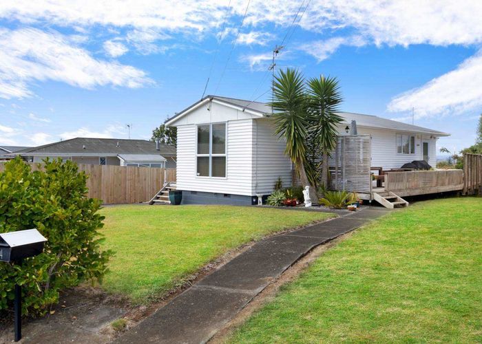  at 14A Bass Road, Albany, Auckland