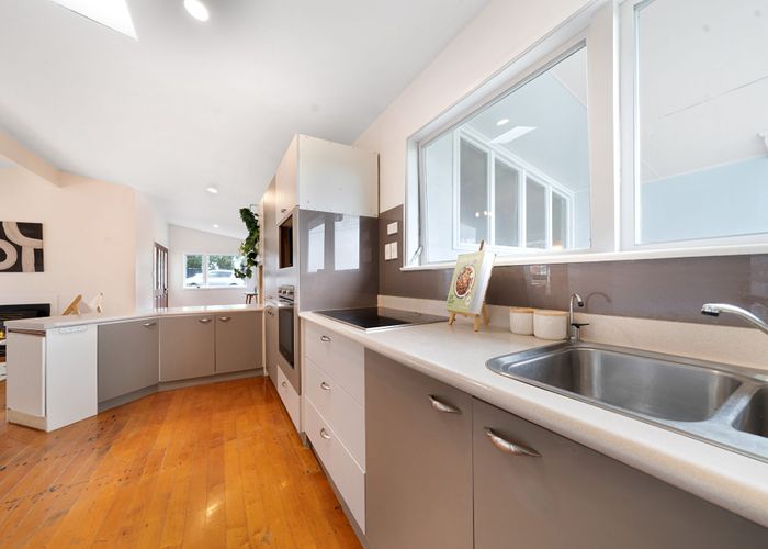  at 174 Don Buck Road, Massey, Waitakere City, Auckland